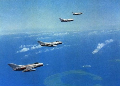 Chiến đấu cơ Trung Quốc xâm phạm không phận Hoàng Sa sau khi đã thôn tính toàn bộ quần đảo thuộc chủ quyền Việt Nam.