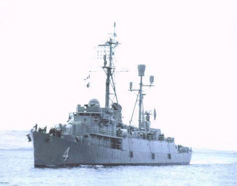 Chiến hạm HQ4 Hải quân Việt Nam Cộng hòa tham gia bảo vệ Hoàng Sa năm 1974.